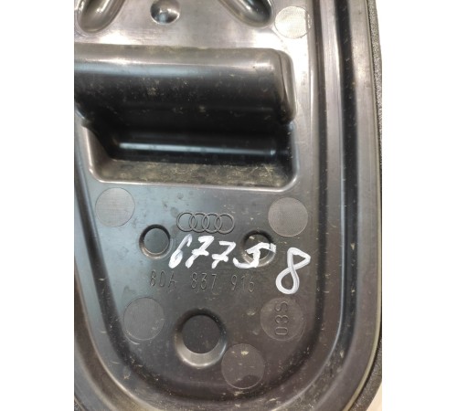 Накладка двери(передняя, правая)