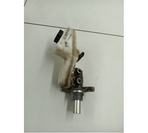 Главный тормозной цилиндр в сборе