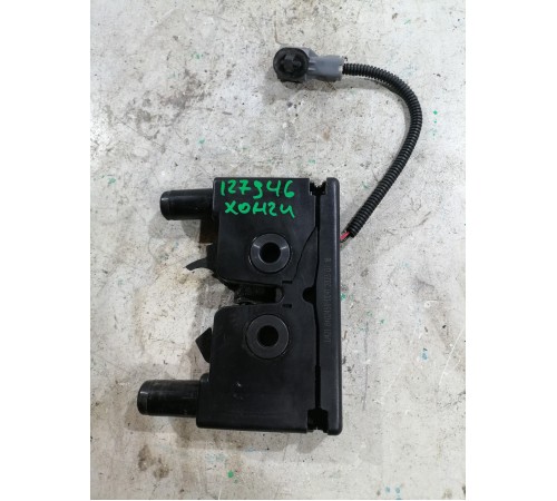 Замок капота