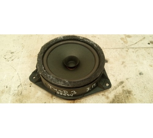 Динамик двери задней правой