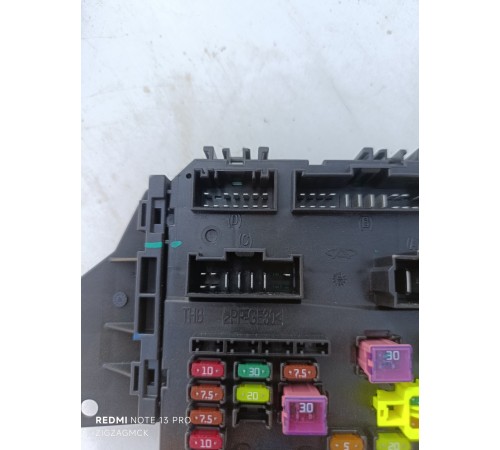 Блок предохранителей салона