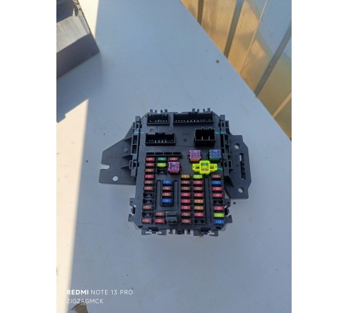 Блок предохранителей салона