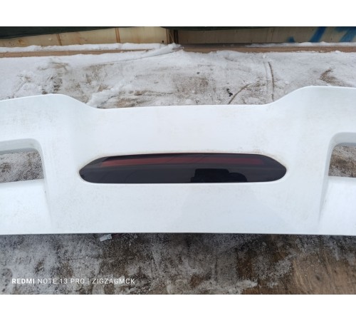 Спойлер крышки двери багажника