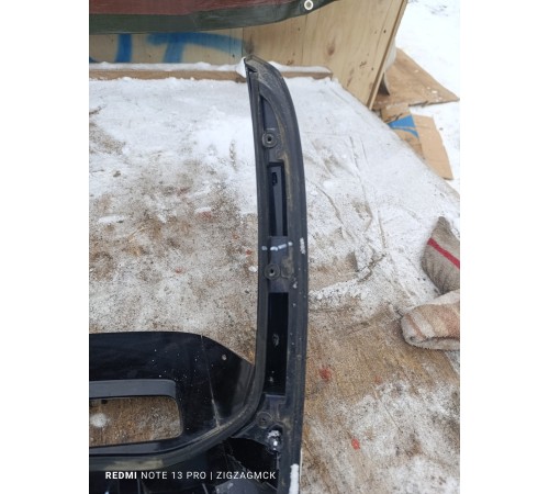 Спойлер крышки двери багажника