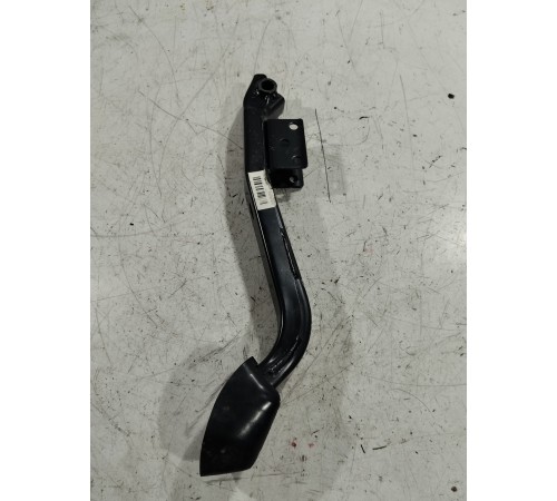 Педаль тормоза