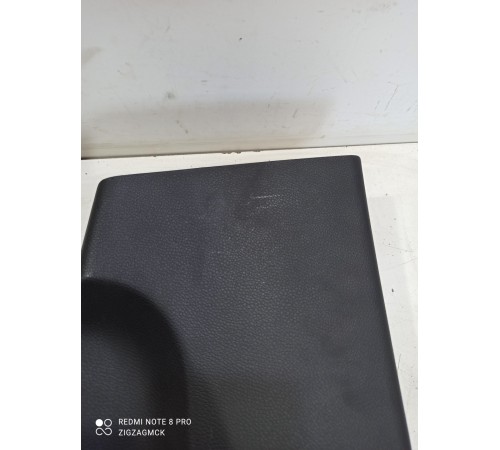 Обшивка центральной стойки(правая нижняя)