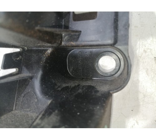  Кронштейн крепление заднего бампера правый