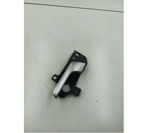 Ручка двери задняя левая внутренняя