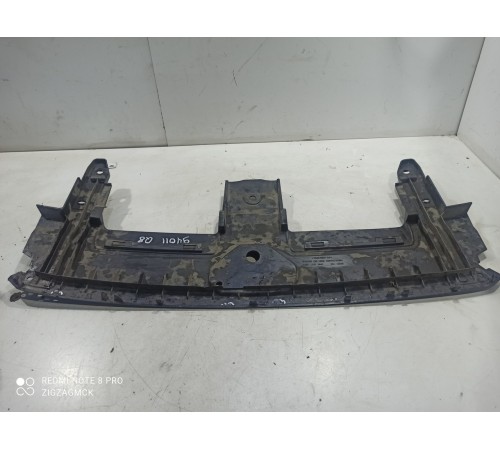 Кожух замка капота