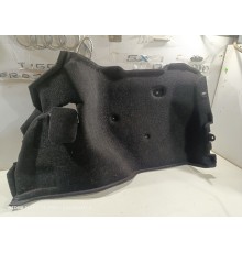 Обшивка багажника правая