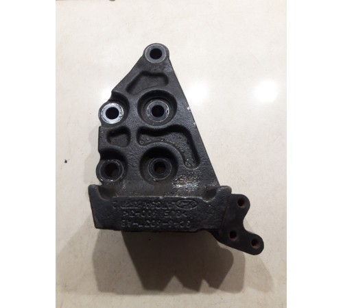 Опора коробки передач АКПП правая