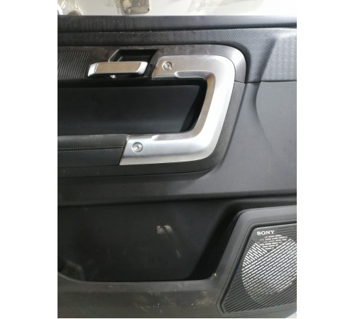 Обшивка двери Передняя Левая