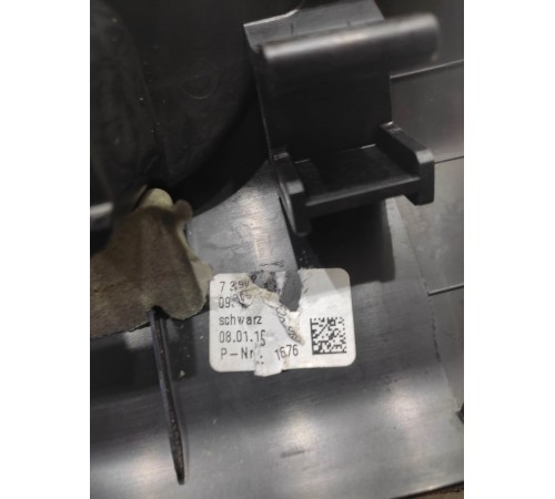 Накладка порога (передняя правая)