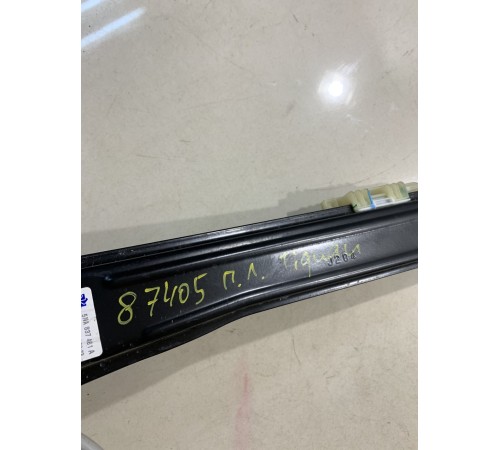 Стеклоподъемник (передний левый)