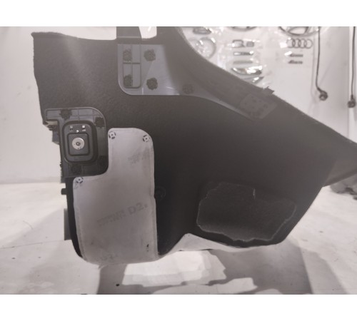 Обшивка багажника правая