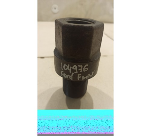 Кронштейн посадочного места буксировочного крюка