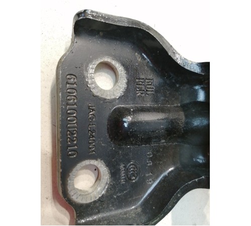 Петля двери передняя левая верхняя