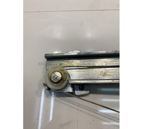 Стеклоподъемник задний левый