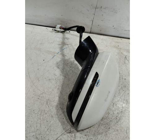 Зеркало заднего вида боковое левое