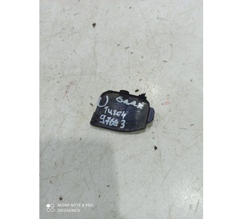 Заглушка под буксировочный крюк