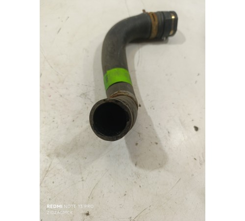 Патрубок охлаждения