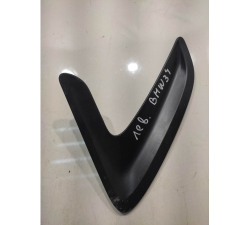 Накладка крыла (передняя, левая)