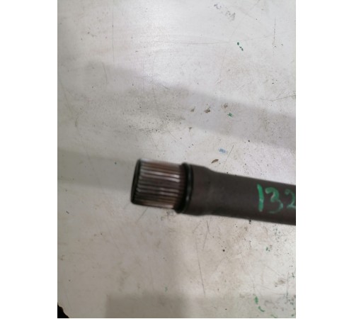 Привод передний правый