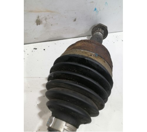 Привод передний правый