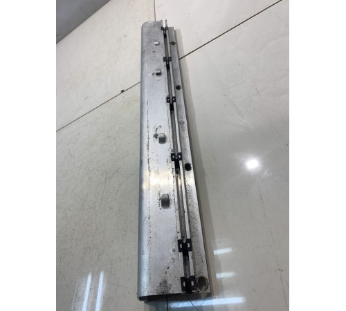 Накладка порога (передняя, левая)