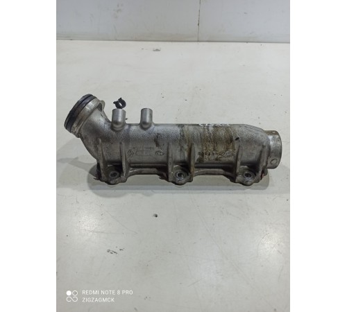 Впускной коллектор правый