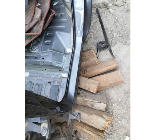 Порог со стойкой левый