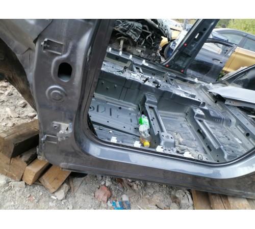 Порог со стойкой левый