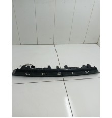 Накладка крышки багажника