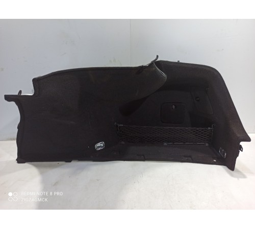 Обшивка багажника правая