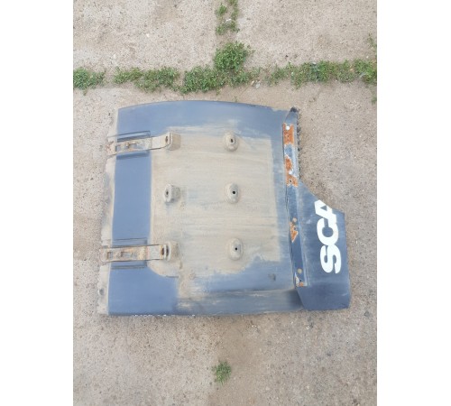 Брызговик крыла задний правый