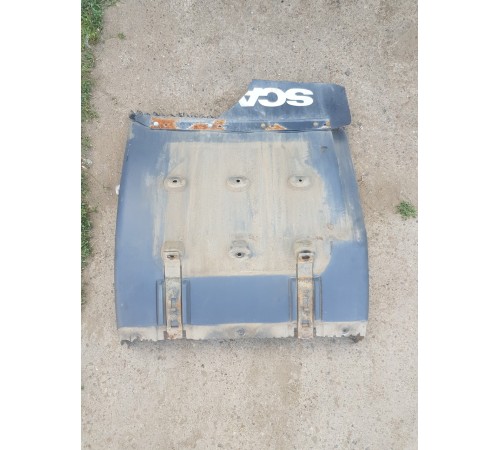 Брызговик крыла задний правый