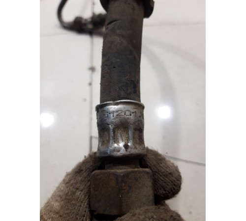 Тормозной шланг(передний левый)