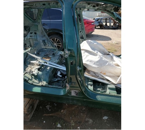 Порог со стойкой правый