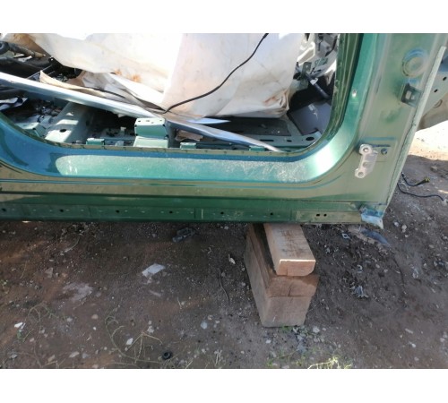 Порог со стойкой правый