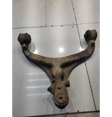 Рычаг подвески (передний, правый)