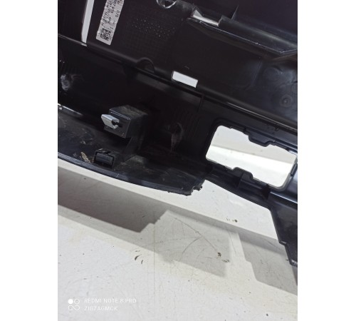 Обшивка крышки багажника