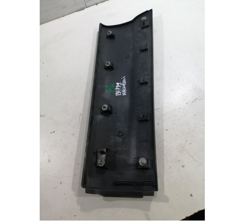 Накладка двери задняя левая