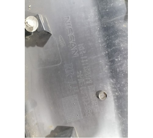 Накладка двери задняя левая