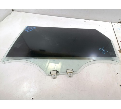 Стекло двери заднее левое