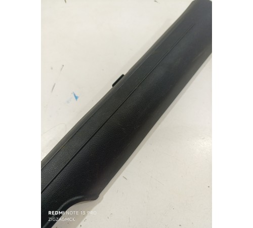 Накладка порога внутренняя передняя левая