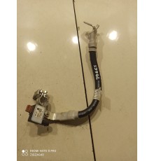 Клемма аккумулятора