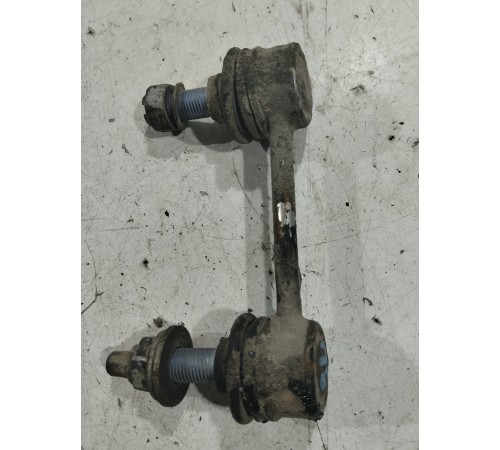 Стойка стабилизатора задняя левая