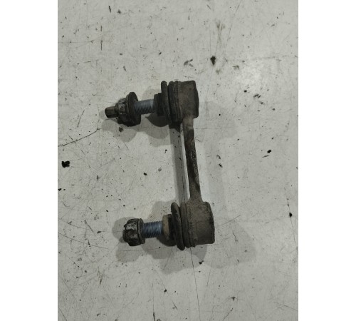 Стойка стабилизатора задняя левая