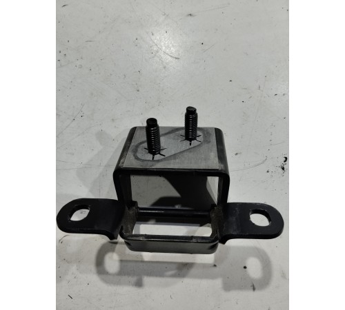 Петля багажника левая