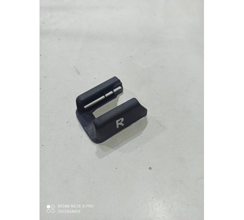 Накладка крепления сиденья правая